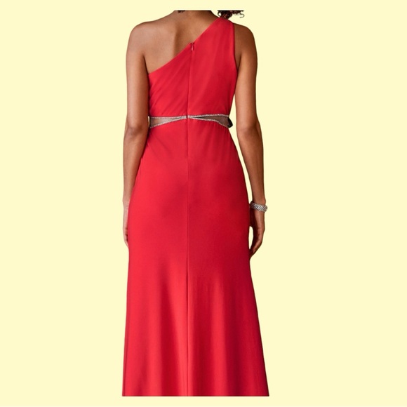 One shoulder crystal embellished gown - Picture 3 of 3